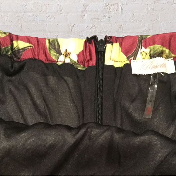 NWT, Lemon-Print Knee-Length Off Shoulder Dress in Dark Red - Med & Large - Picture 7 of 8